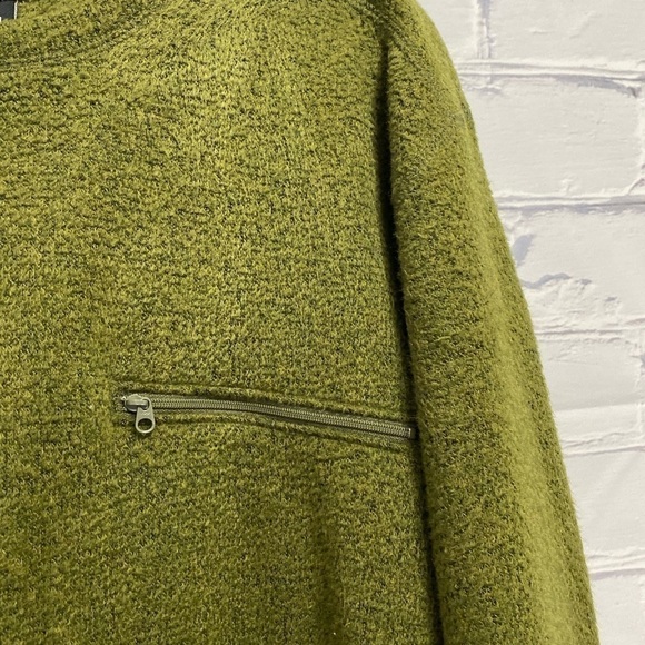 AIGLE Men's Crewneck Pullover Fleece Sweater - Picture 2 of 6